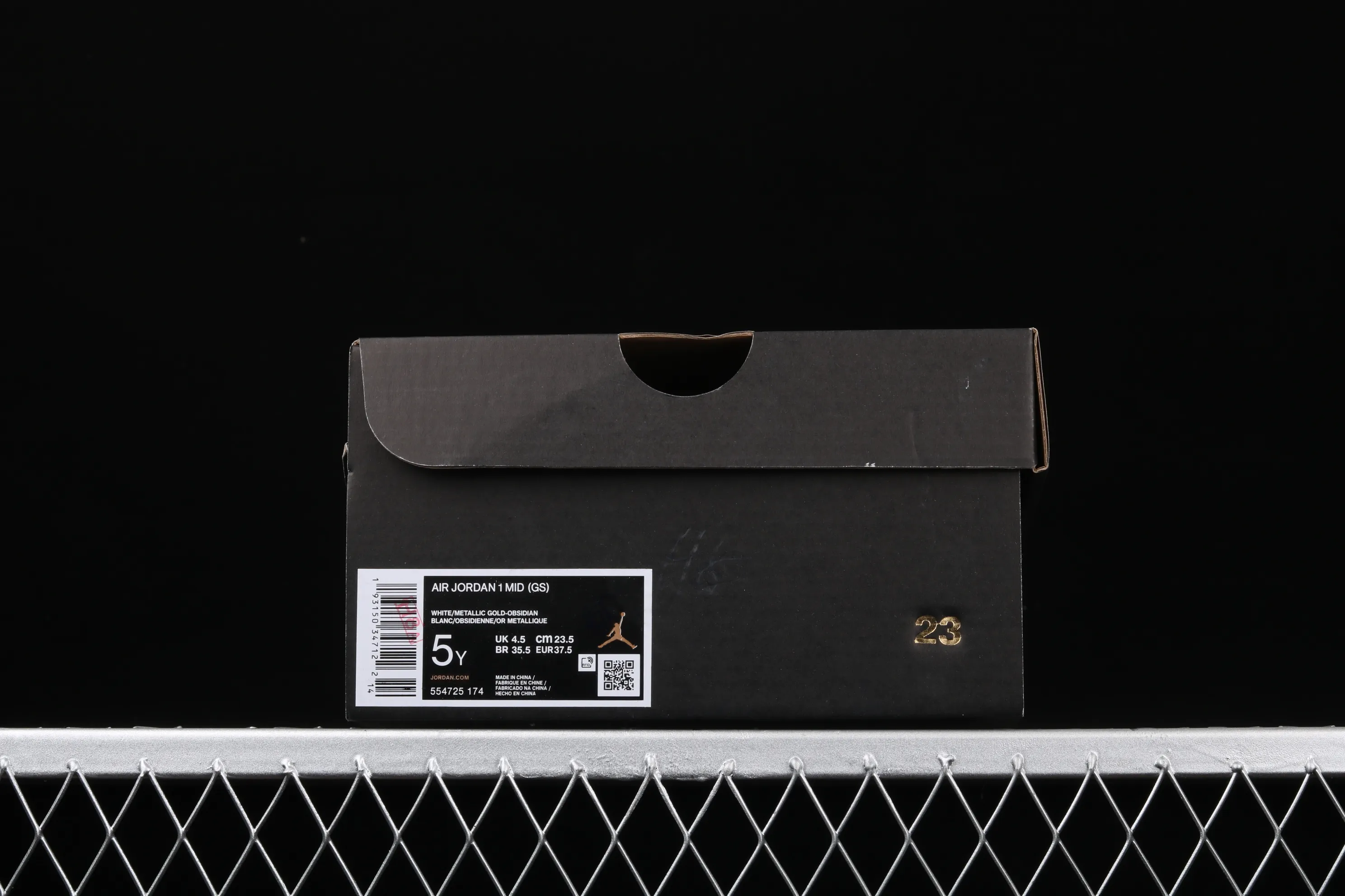 All categories Air Jordan Jordan series basketball shoes Air Jordan 1 Mid Air Jordan 1 Mid AJ1 Joe 1 mid-top series basketball shoes 554725-174